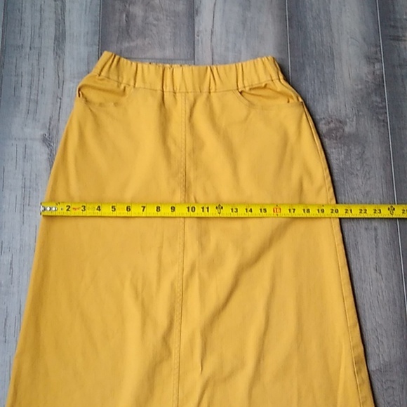 New Creation skirt - Picture 8 of 9